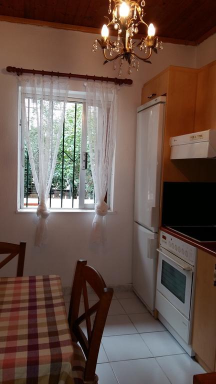 Nineta'S House Sea View Near The Airport Villa Artemida  Exterior photo
