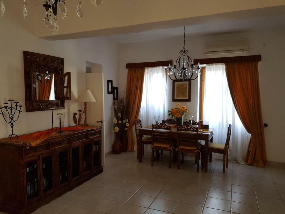 Nineta'S House Sea View Near The Airport Villa Artemida  Exterior photo
